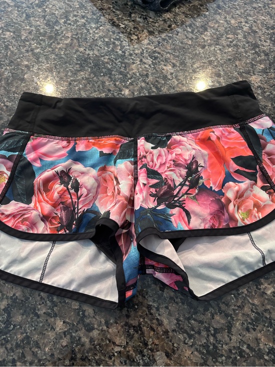 lululemon athletica Pants - lululemon athletica Black Waist Floral Overlay speed Shorts